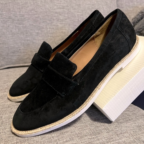 NWT, Caslon loafers, black, size 9. - Picture 12 of 15